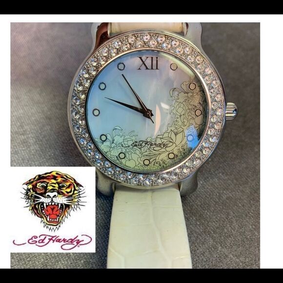 Ed Hardy cream white rhinestone round trim floral leather band watch - Picture 1 of 10